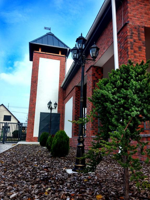 Guest House Hodus Vydrany Esterno foto