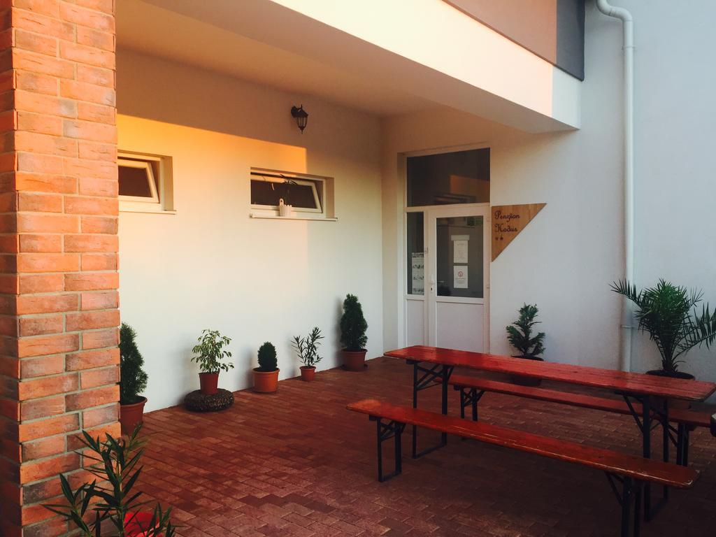 Guest House Hodus Vydrany Esterno foto