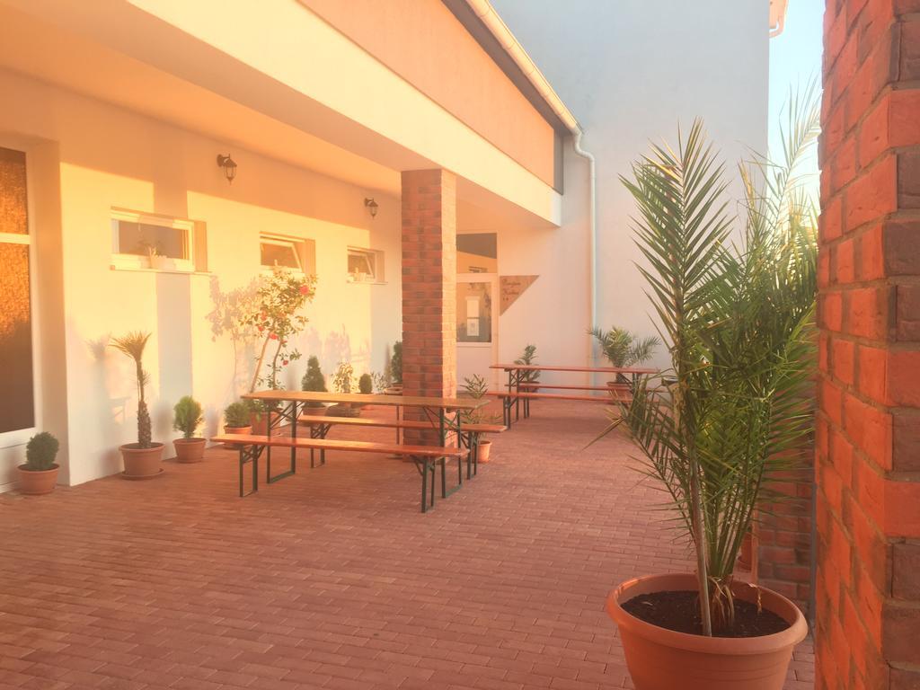 Guest House Hodus Vydrany Esterno foto