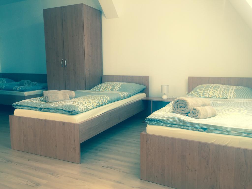 Guest House Hodus Vydrany Esterno foto